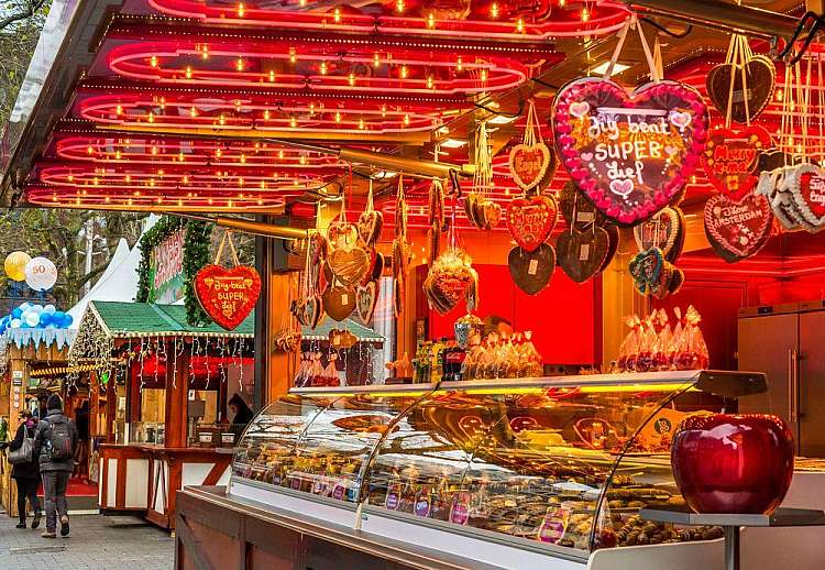 Capodanno ad Amsterdam: offerte e voli a/r per scoprire la magica